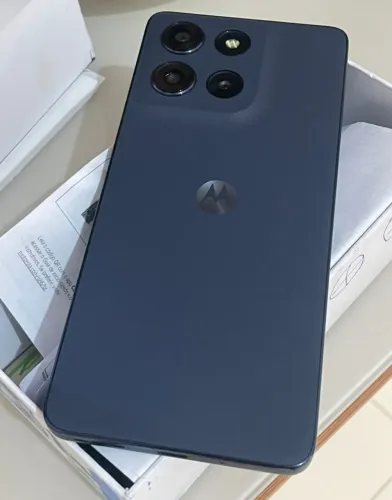 Motorola Moto G86 5G 256GB - 8GB RAM - NOVO