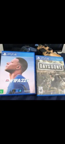 Ps4 incluídos os jogos da imagem e dois controles originais e anti drift