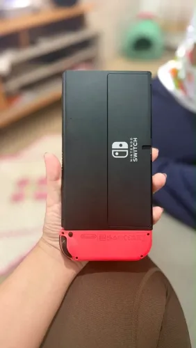 Nintendo Switch OLED + Case + 10 Jogos Originais (Mídia Física) - Impecável!