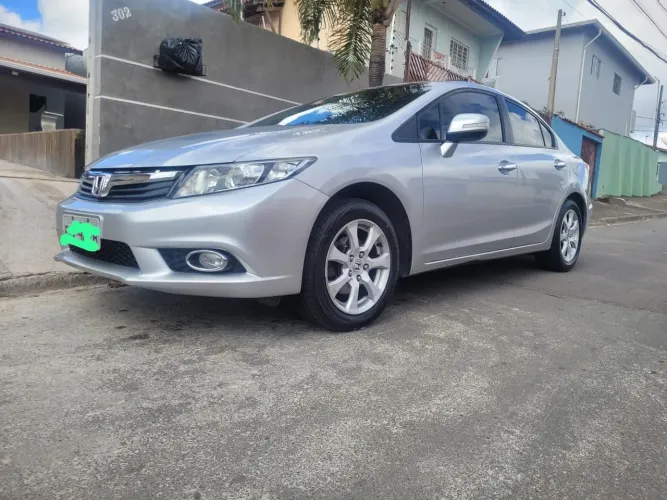Honda Civic Sedan EXS 1.8/1.8 Flex 16V Aut. 4P 2012