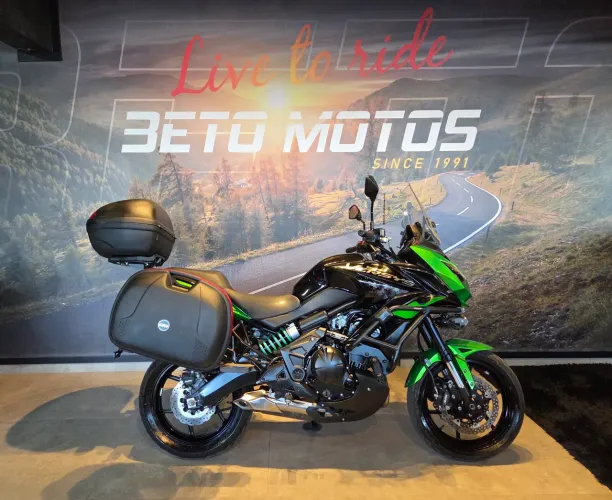 VERSYS 650 EQUIPADA