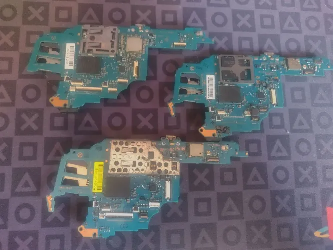 3 placas mãe de PSP 3000 para aproveitamento de peças