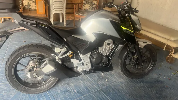 CB Twister 300f