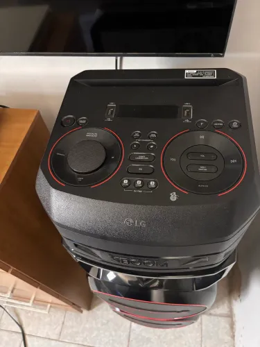 Caixa de SOM LG XBom RCN9 