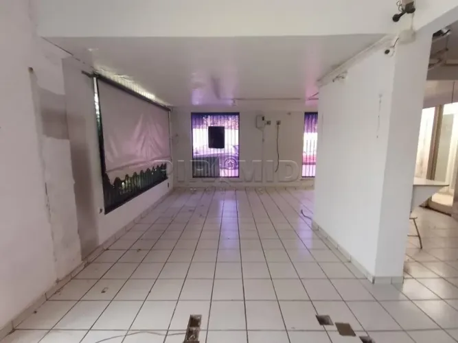 Imóvel comercial com 234.87m², bairro Jardim Sumaré, Zona Sul em Ribeirão Preto/SP.