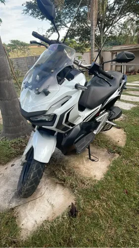 Honda ADV 150 2021 - Muito Conservada