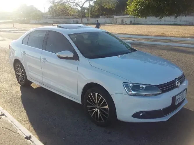 Volkswagen Jetta Highline 2.0 TSI 16V 4P Tiptronic 2014