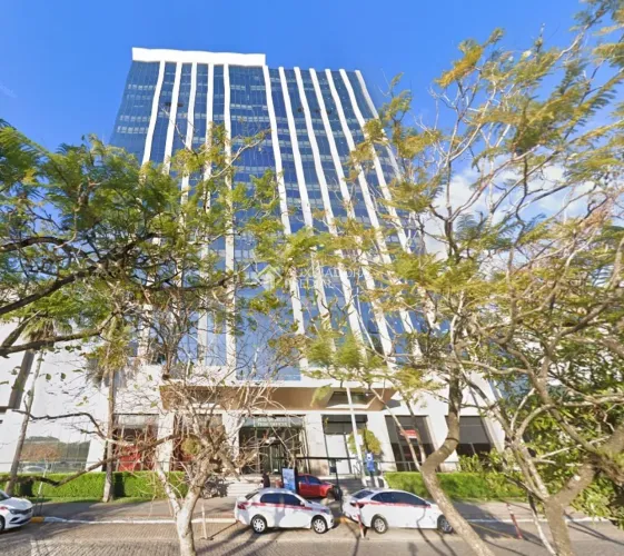 Linda sala comercial em andar alto e com maravilhosa vista para o Guaíba e Parque Marinha
