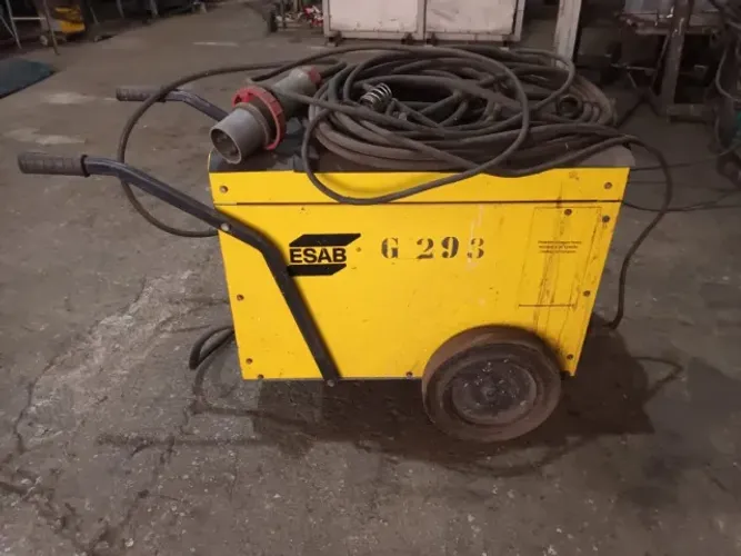 Máquina de solda Origo ARC 406 da ESAB