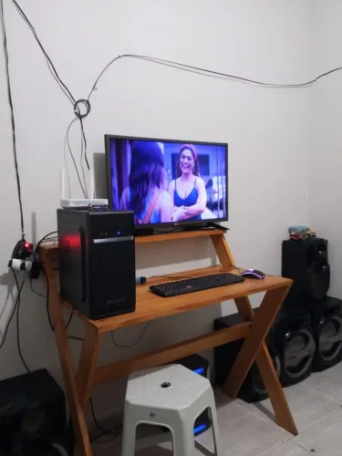 Uma tv de 32
