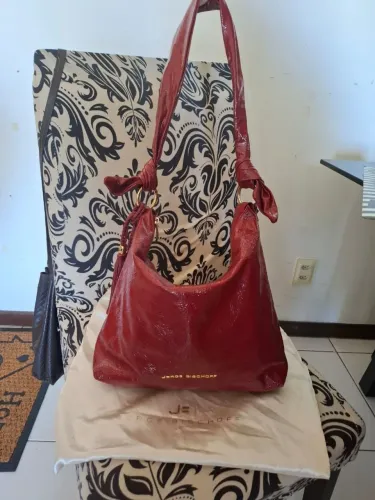 Bolsa vermelha luxo!