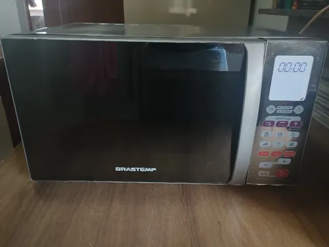 Micro-ondas Brastemp 30L 220V BMT45BRBNA (leia a descrição)