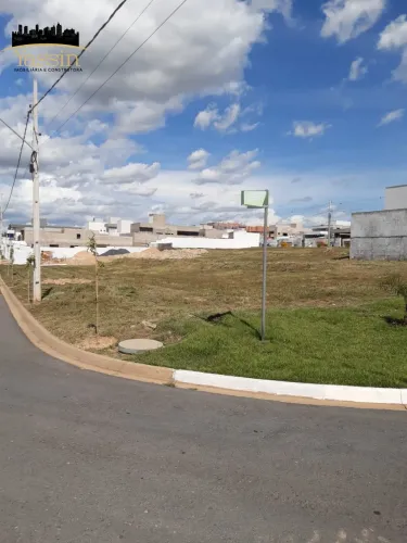 Terreno á venda no Condomínio Primor das Torres