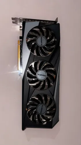 Placa de Video AMD RX6500XT 4GB