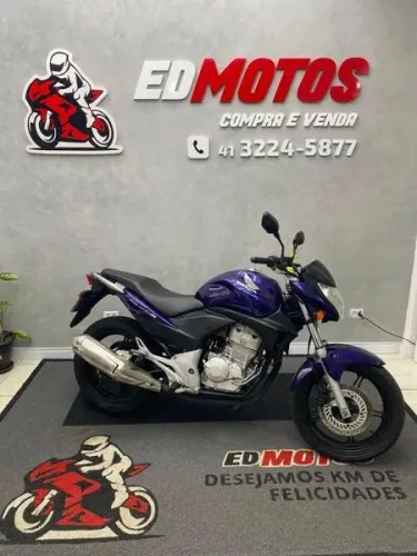 HONDA CB 300R 2011