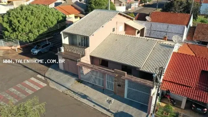 Casa para Venda em Rolândia, Jardim Novo Horizonte, 5 dormitórios, 3 banheiros, 5 vagas