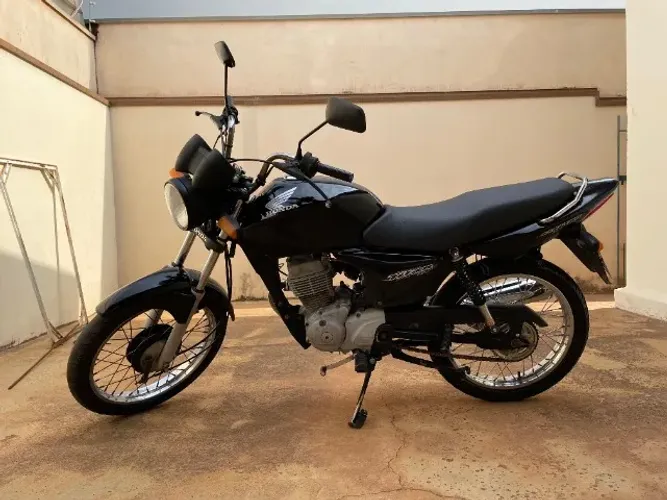 ? Honda CG Titan 150 ES 2006 - Muito Conservada | R$ 9.000