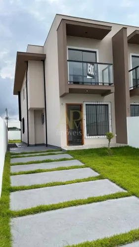 Sobrado à venda- São José: 3 dorm (1 suíte), com terreno e SPA