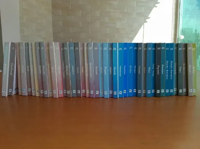 Coleção Bravo! - Grandes Compositores da Música Clássica 40 Volumes - Editora Abril