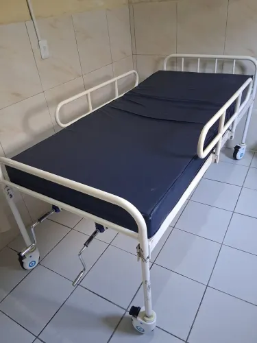 Vende-se cama hospitalar