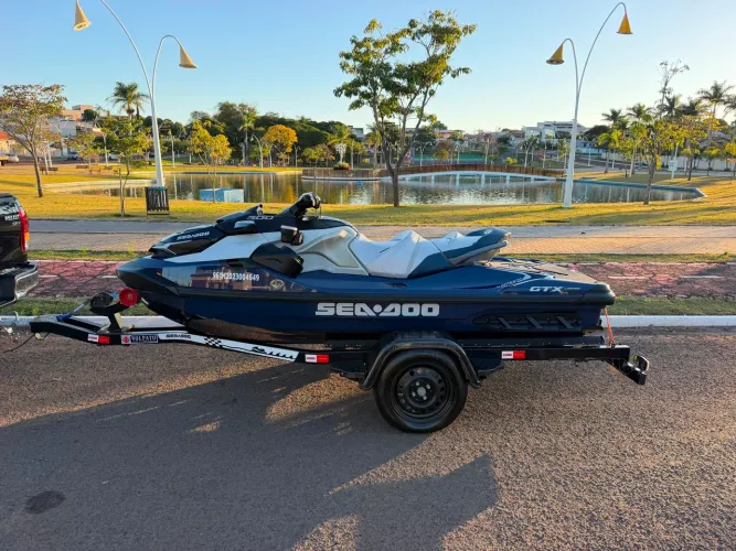 Jet-Ski Sea-Doo 300 GTX Limited - 2023 Com Carreta Rodoviária