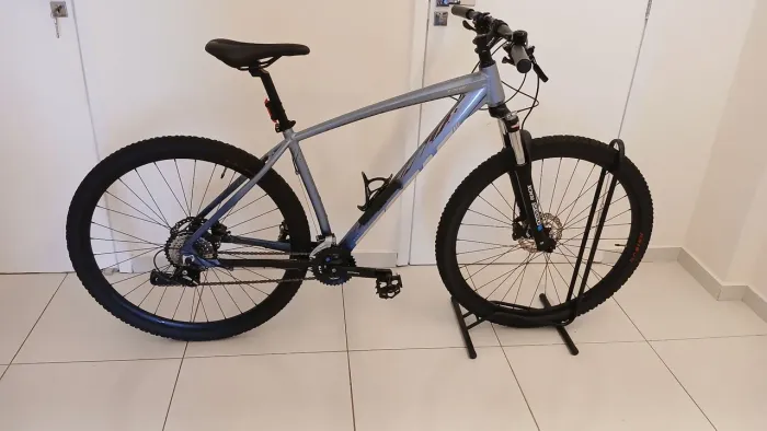 Bicicleta TSW Hunch Aro 29 - Shimano / Suspensão Suntour - Quadro tamanho L