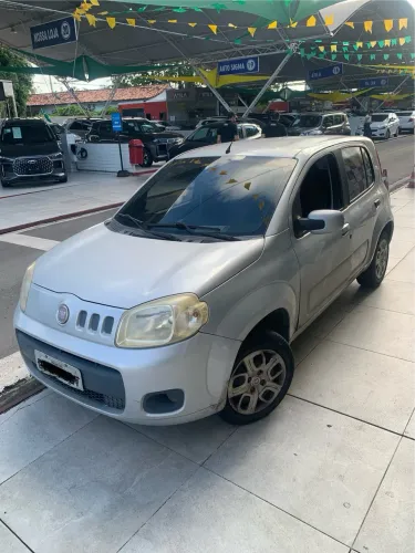 Fiat Uno Vivace Celeb. 1.0 EVO F.flex 8V 5P 2014
