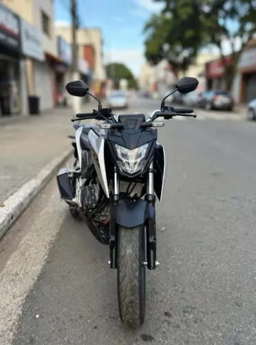 Honda CB 300f Twister Flex 2026