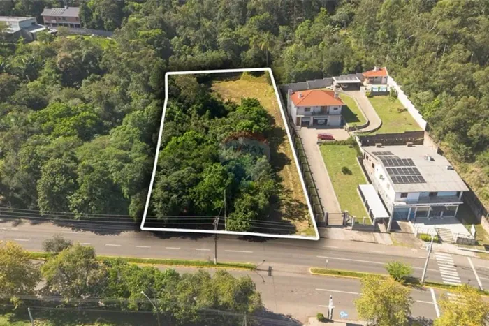 Terreno Exclusivo no Bela Vista | 2.596m² a 2 Minutos do Centro