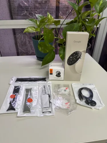 Pixel Watch 4 45mm, Porcelain, Case Spigen, Carregador Extra, Pulseiras e a Películas