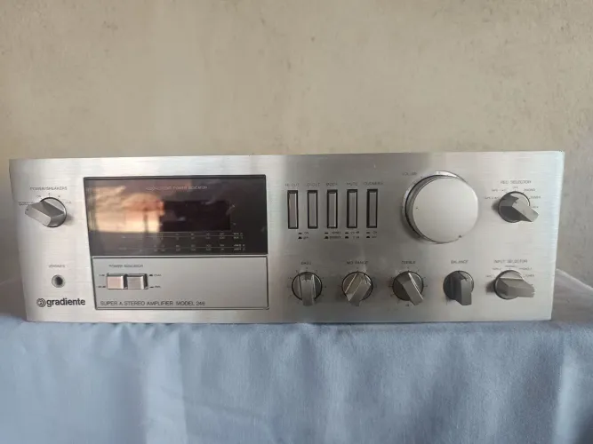 AMPLIFICADOR 246 SUPER A. GRADIENTE . TEL CONTATO *
