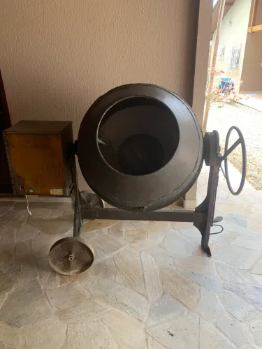Betoneira 400 litros Possamai 