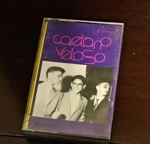 Fita K7 "Uns" (Caetano Veloso)