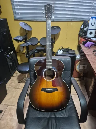 Violão Taylor 214e-SB DLX
