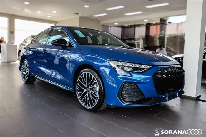 Audi A3 Sed. Perform. Black 2.0 TFSI S-tronic 2025