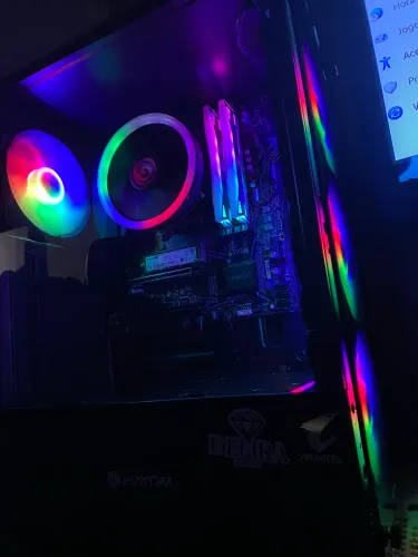 PC Gamer Ryzen 5 5600G RGB + Teclado Mecânico