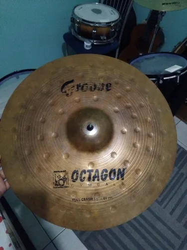 Crash Octagon Groove 16