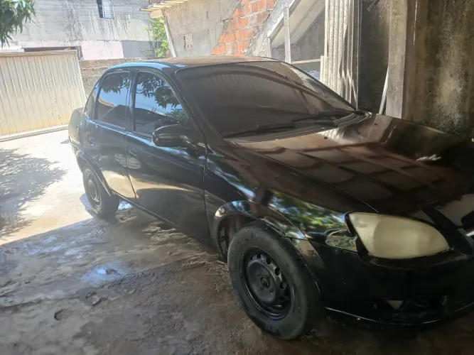 Alugo carro