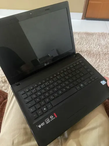 NOTEBOOK LG (excelente estado)    