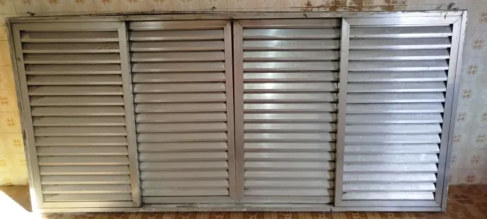 Janela Alumínio Premium - Veneziana 2,5 x 1,15 metros