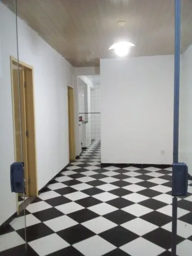 OPORTUNIDADE! Casa Independente e Aconchegante no Final de Linha!