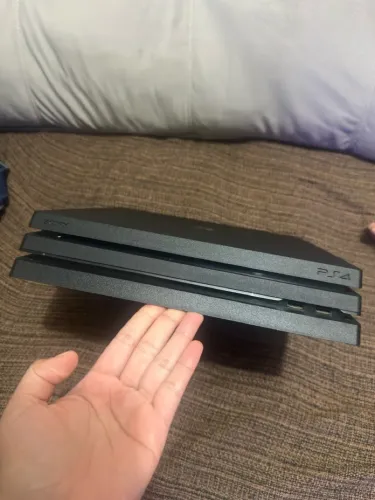 PS4 Pro 1TB 