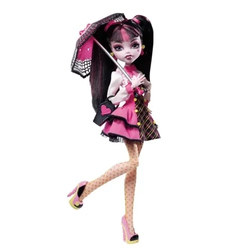 Draculaura School's Out 2013
