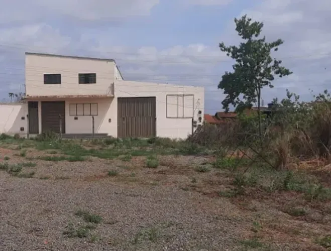 Galpão, com 200m² de área construída - Setor Maria Eduarda, Trindade GO