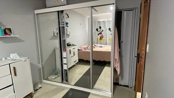 Guarda roupa