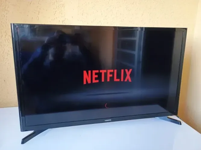 TV SMART SAMSUNG 32 POLEGADAS