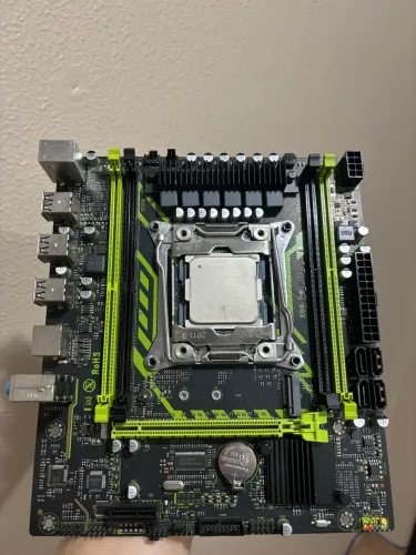 Kit X99 P4- Xeon 2667 V4
