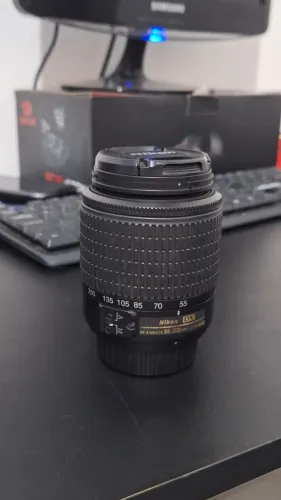 Nikon DX 55-200 (Nikkor AF-S)