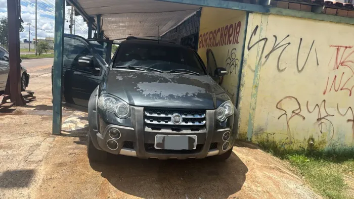 Fiat Palio Week.adv.lock.dualogic 1.8 Flex 2010