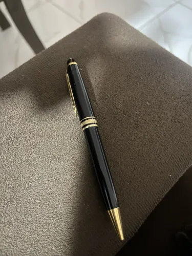 Caneta esferográfica Montblanc Meisterstück 